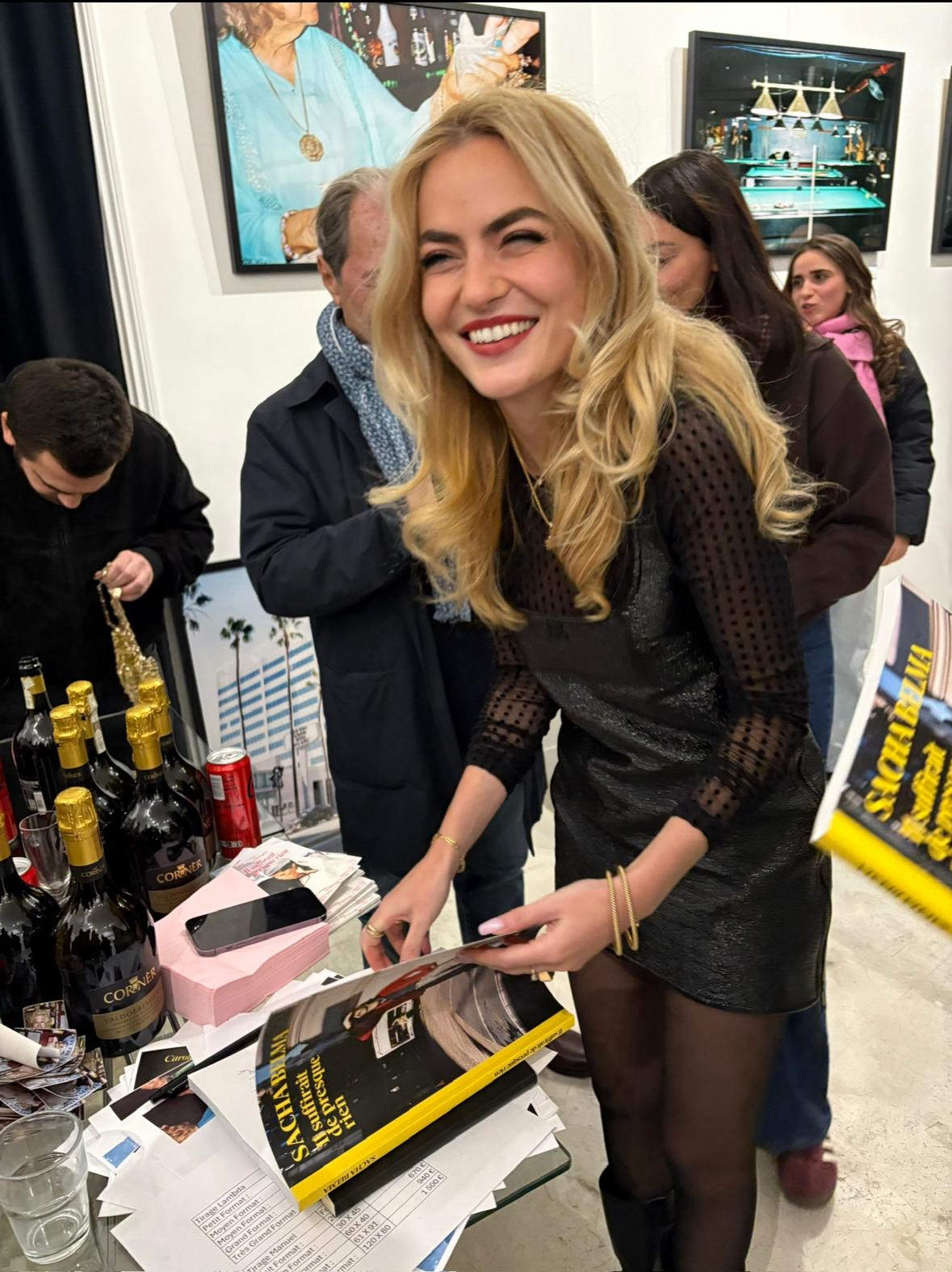 Il suffirait de presque rien — exhibit